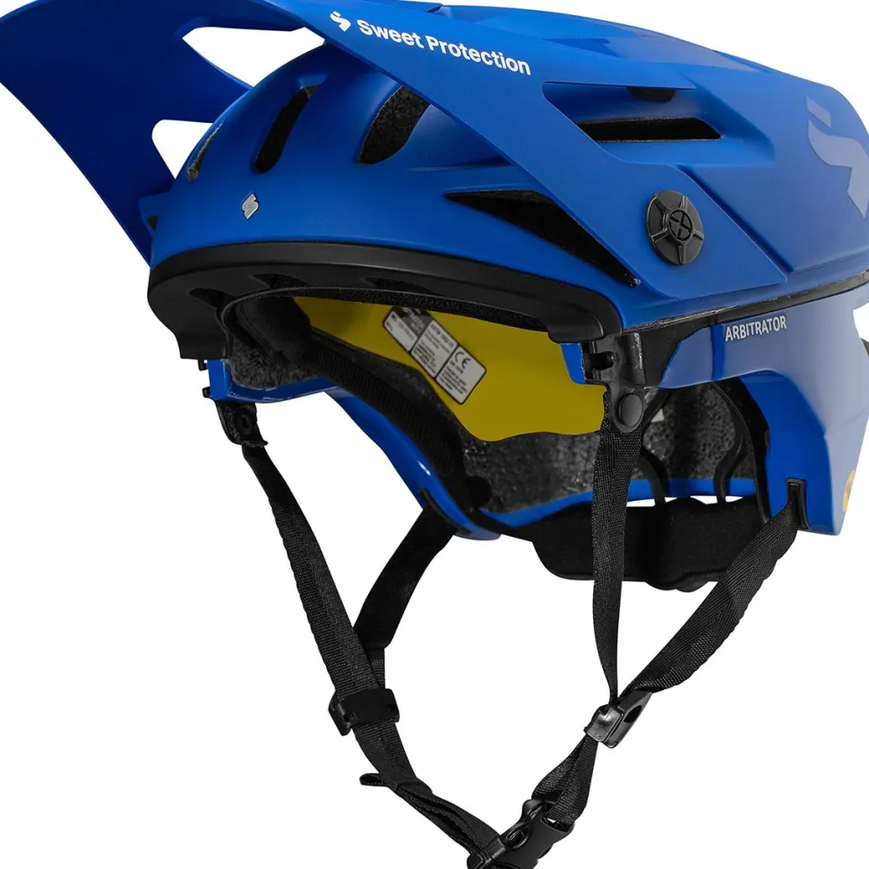 Arbitrator Mips Helmet