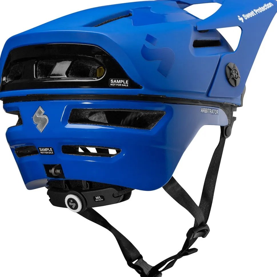 Arbitrator Mips Helmet