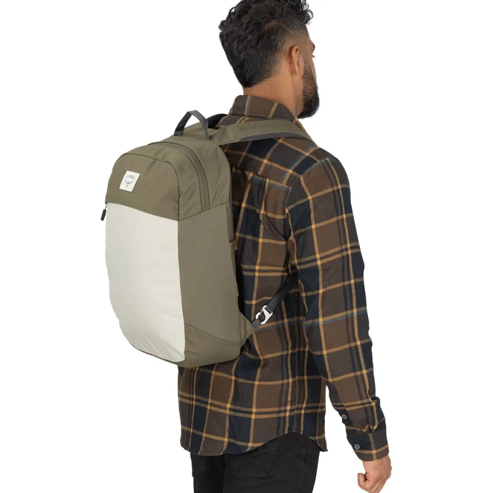 Arcane Large 20L Daypack