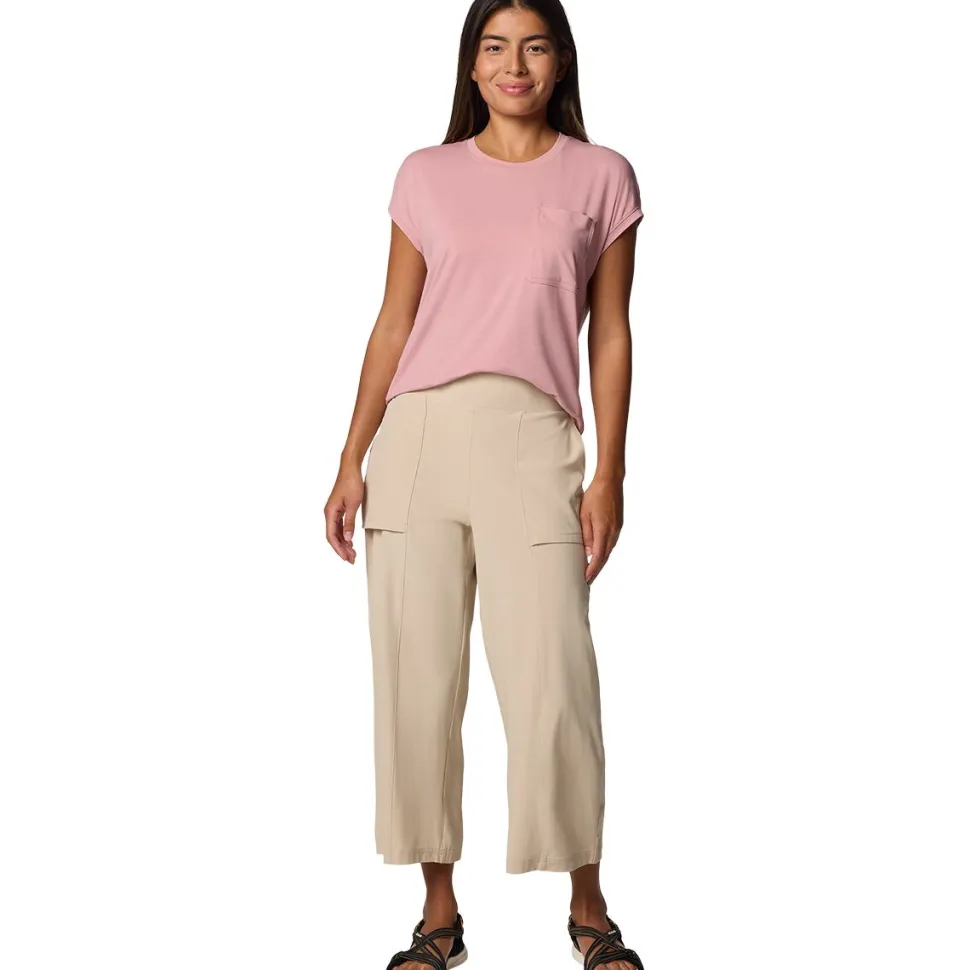Boundless Beauty II Wide Capri - Women's