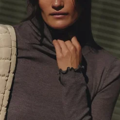 Breathe Easy Long-Sleeve Shirt - Women's