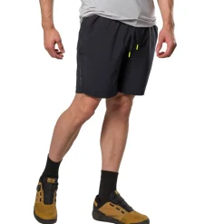 Canyon Active 8in Short - Men's