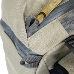 Catalyst 22 Backpack