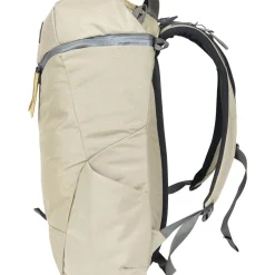 Catalyst 22 Backpack