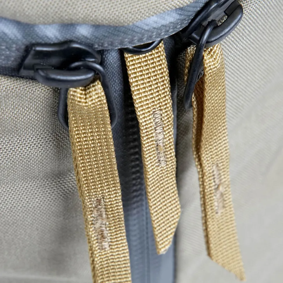Catalyst 22 Backpack