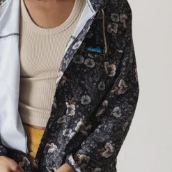Crescent Beach Jacket - Women's