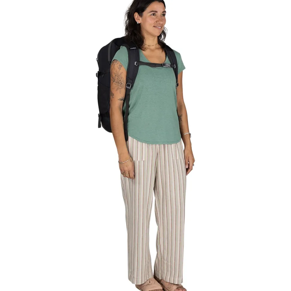 Daylite Carry-On 44L Travel Pack