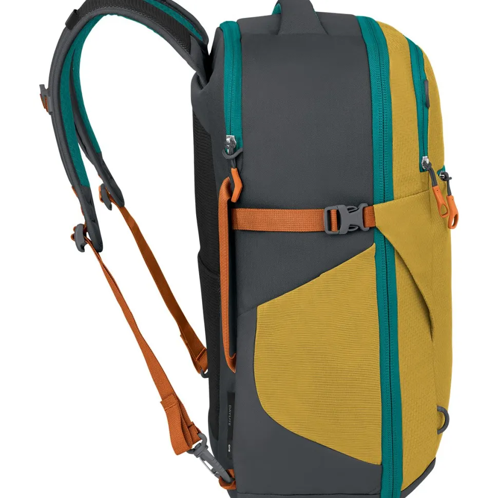 Daylite Carry-On 35L Travel Pack