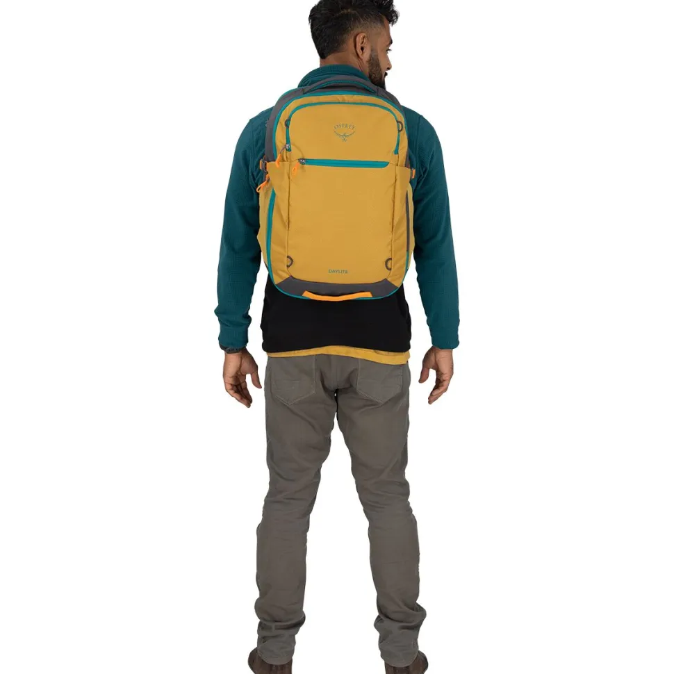 Daylite Carry-On 35L Travel Pack