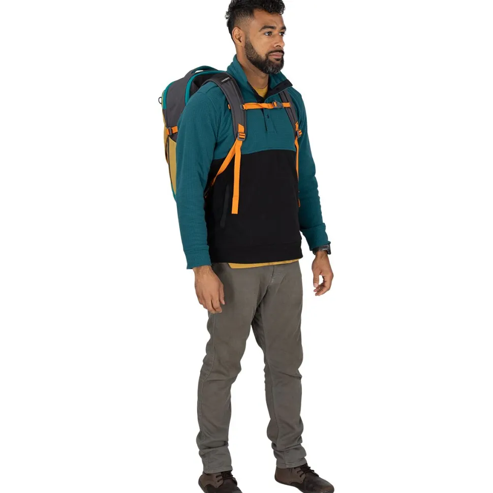 Daylite Carry-On 35L Travel Pack