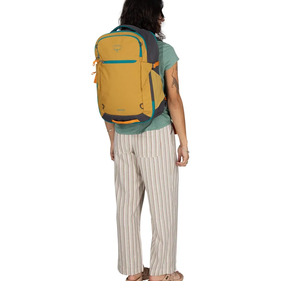 Daylite Carry-On 35L Travel Pack