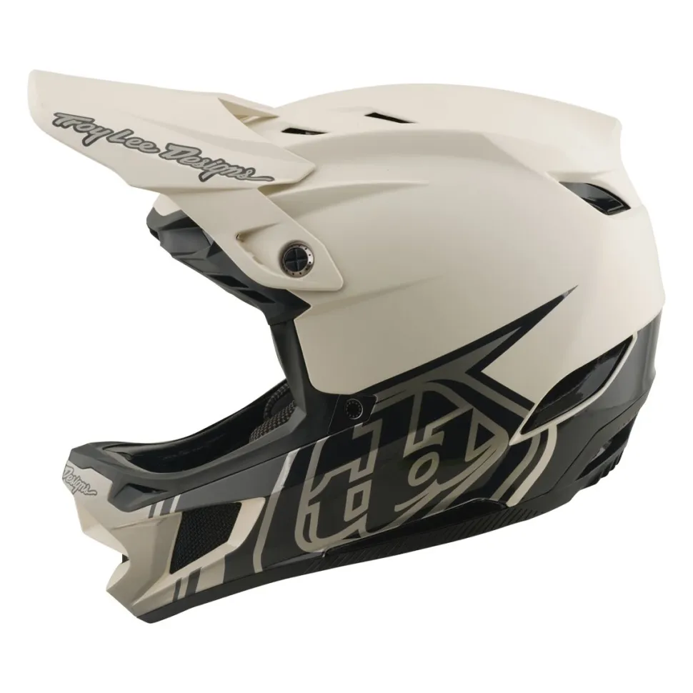 D4 Composite Mips Helmet