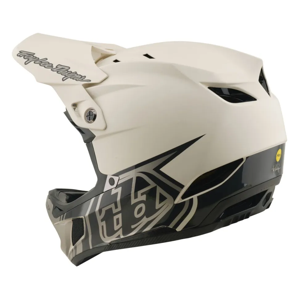 D4 Composite Mips Helmet