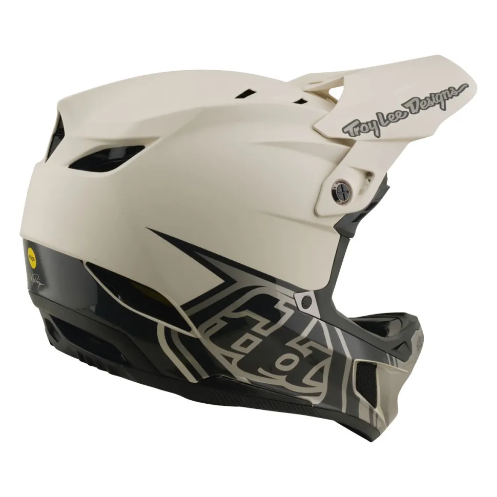 D4 Composite Mips Helmet