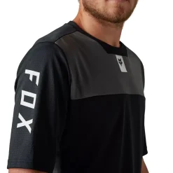 Defend Short-Sleeve Jersey - Men's