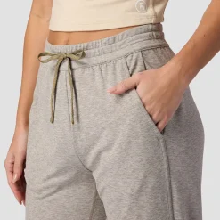 Destination Everywhere Jogger - Women's