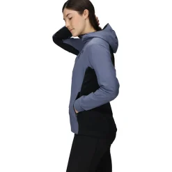 Deviator Hoodie - Women's