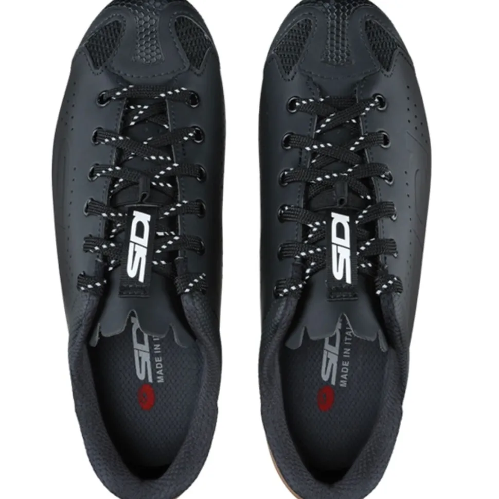 Dust Shoelace Mountain Clipless Shoe - Men's