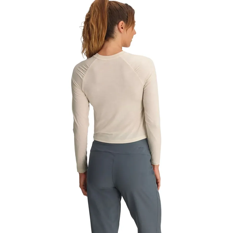 Elevate Lightweight Fitted Long-Sleeve Shirt - Women's