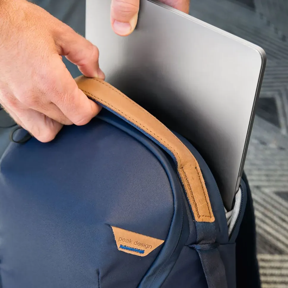 Everyday 20L Zip Backpack