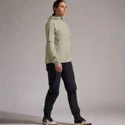 Fernflow Hooded Windbreaker - Women's