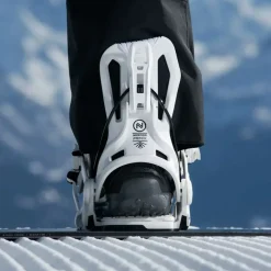 Flow Fenix Snowboard Binding - 2026