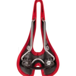 Forma Saddle