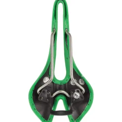F30 Saddle