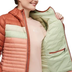 Fuego Hooded Down Jacket - Women's