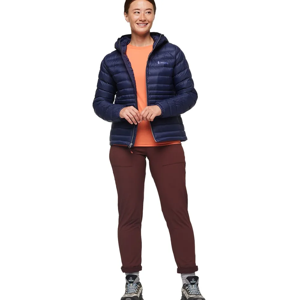 Fuego Hooded Down Jacket - Women's