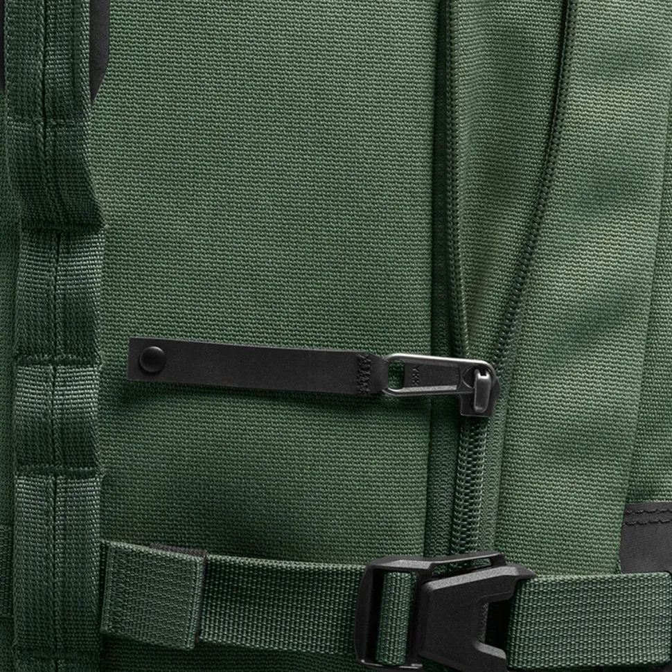 Gear Warrior XE 2 Wheeled Convertible Carry-On