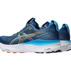Gel-Kayano 32 Running Shoe - Men's