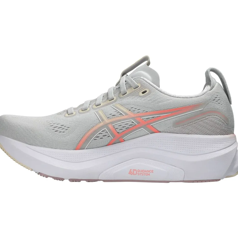 Gel-Kayano 32 Running Shoe - Women's