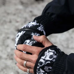 Ghoul Glove