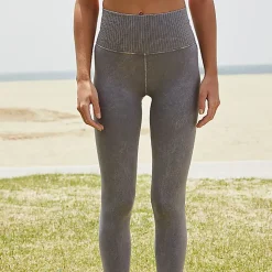 Good Karma Legging - Women's