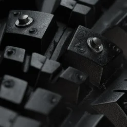 Gravdal Studded Wire Bead Clincher 26in Tire