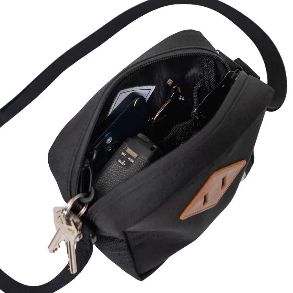 Heritage 2L Crossbody Bag