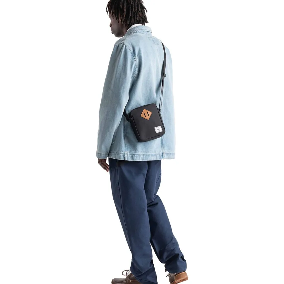 Heritage 2L Crossbody Bag