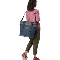 Hopper M15 Tote
