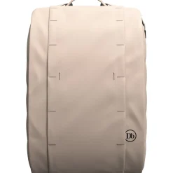 Hugger Base 15L Backpack