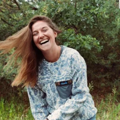 Kelowna Pullover Sweatshirt - Women's