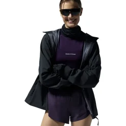 Lightweight Long-Sleeve T-Shirt - Women's