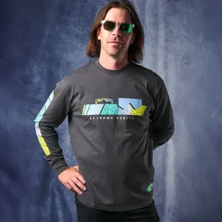 Long-Sleeve T-Shirt - Men's