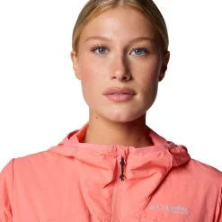 Loop Trail III Windbreaker - Women's
