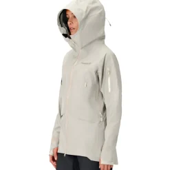 More GORE-TEX Jacket - Women's