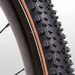 Peak Ultimate Tubeless Tire
