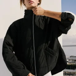 Pippa Packable Puffer Jacket - Women's