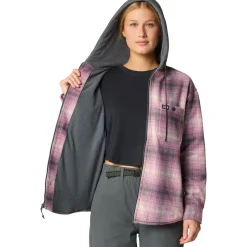 Plusher Microchill Lined Shacket - Women's