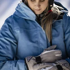 Powder Gauntlet Glove