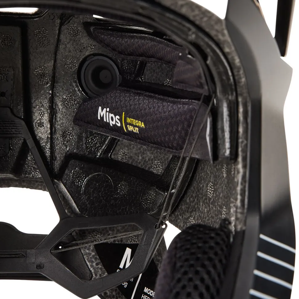 Proframe RS Helmet